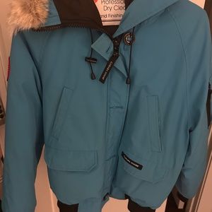 Canada Goose Women's Bomber Jacket Size Large